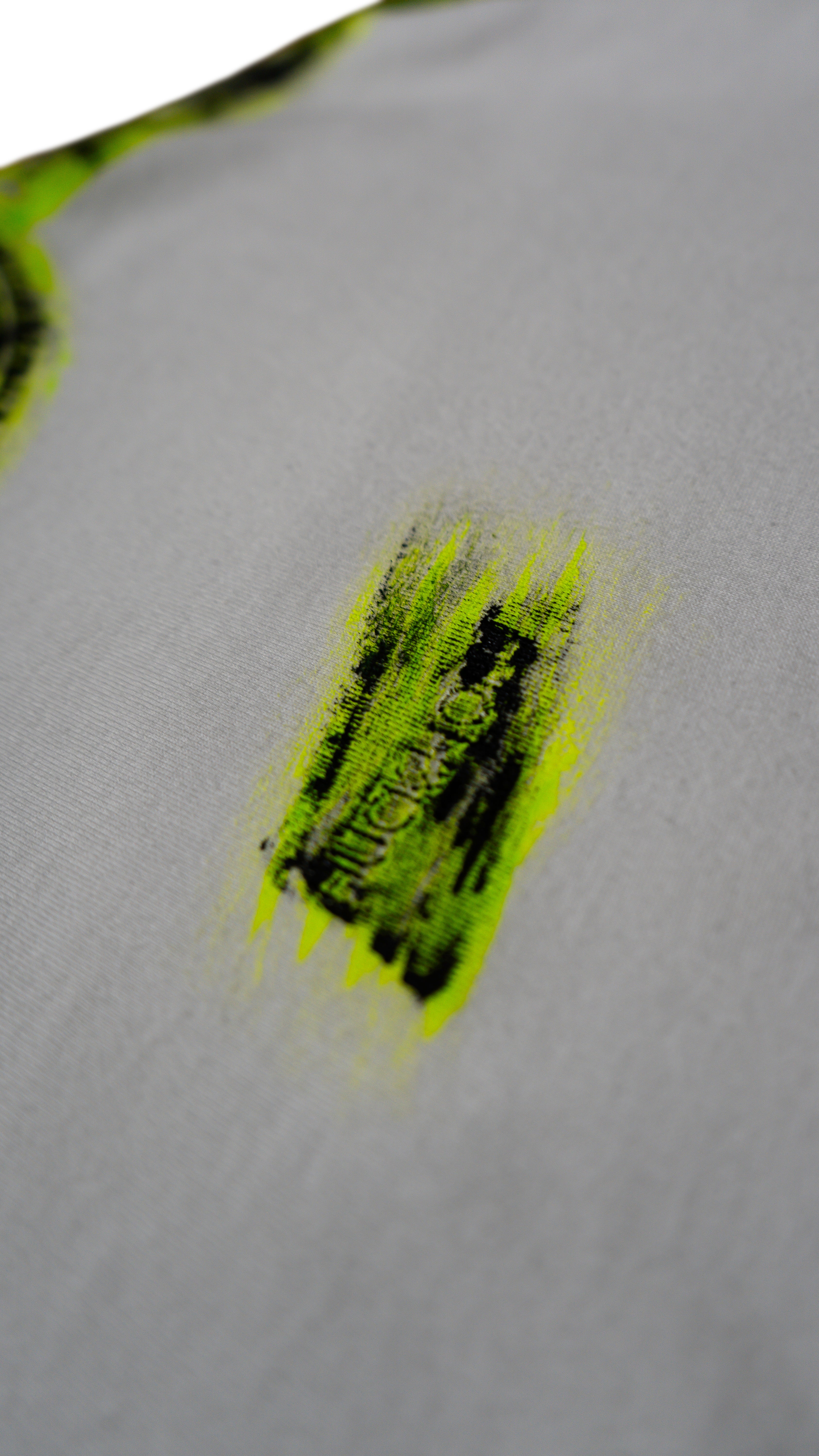 The Painter over sized T-shirt Yellow